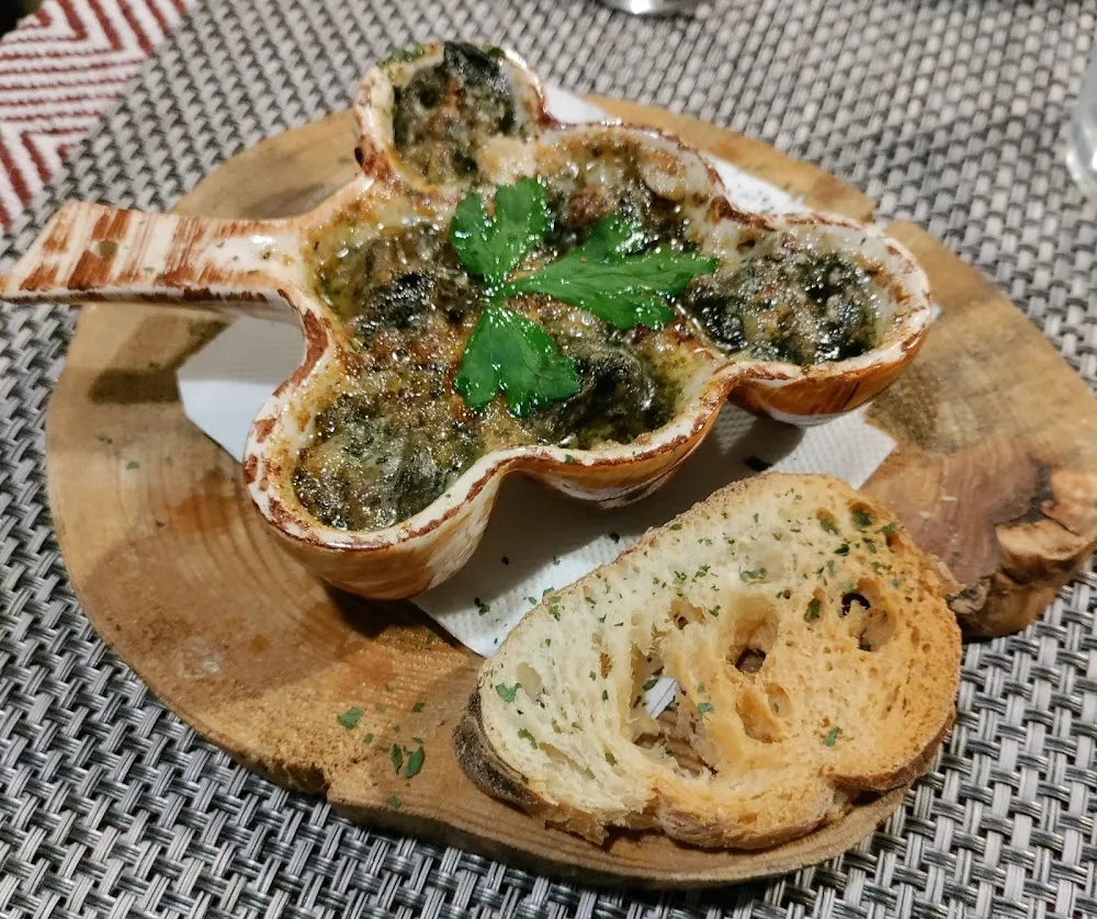 6 Escargots de Bourgogne Persillade Maison